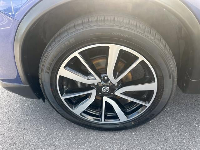 2020 Nissan Rogue SL