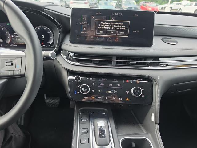 2023 INFINITI QX60 LUXE