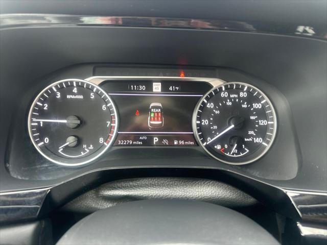 2025 Nissan Pathfinder SL