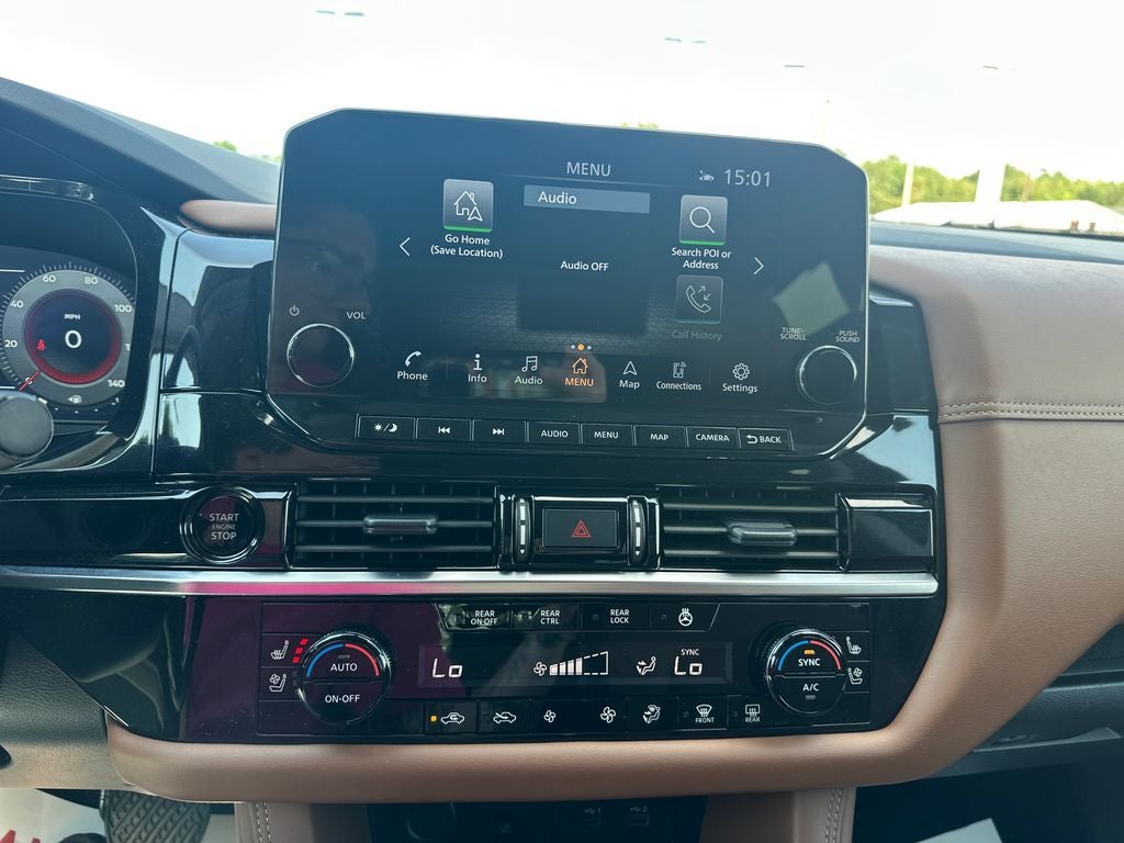 2025 Nissan Pathfinder Platinum