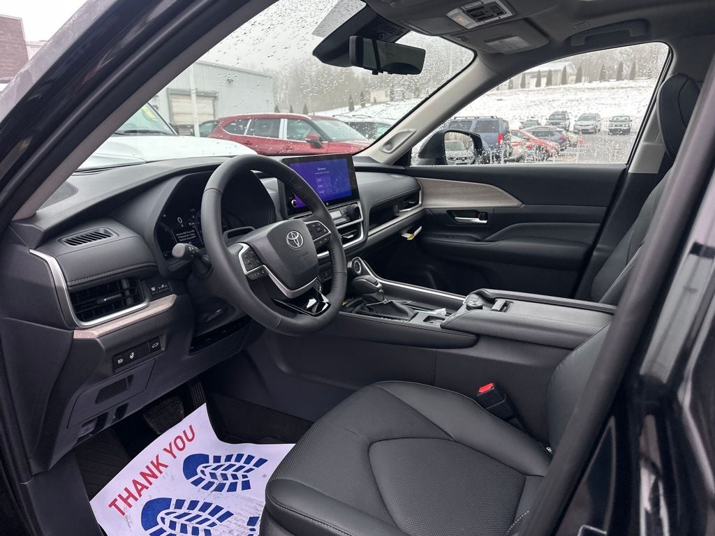 2026 Toyota Grand Highlander Platinum