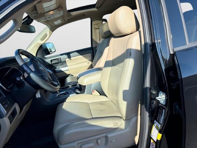 2019 Toyota Sequoia SR5 5.7L