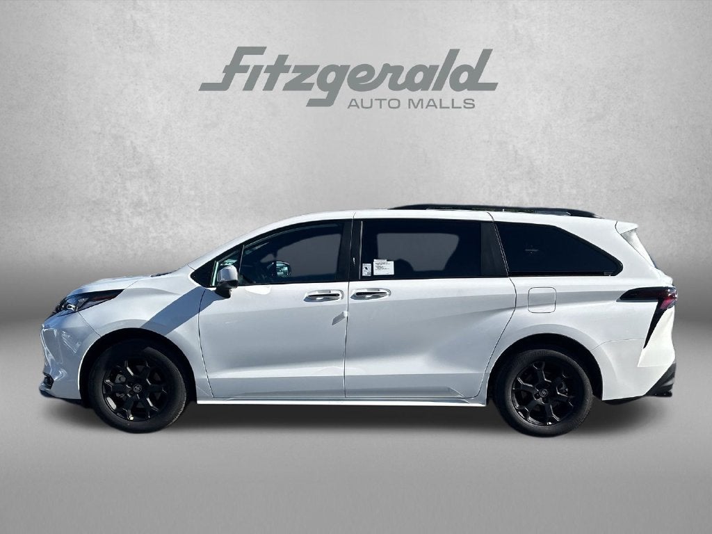 2026 Toyota Sienna Woodland Edition