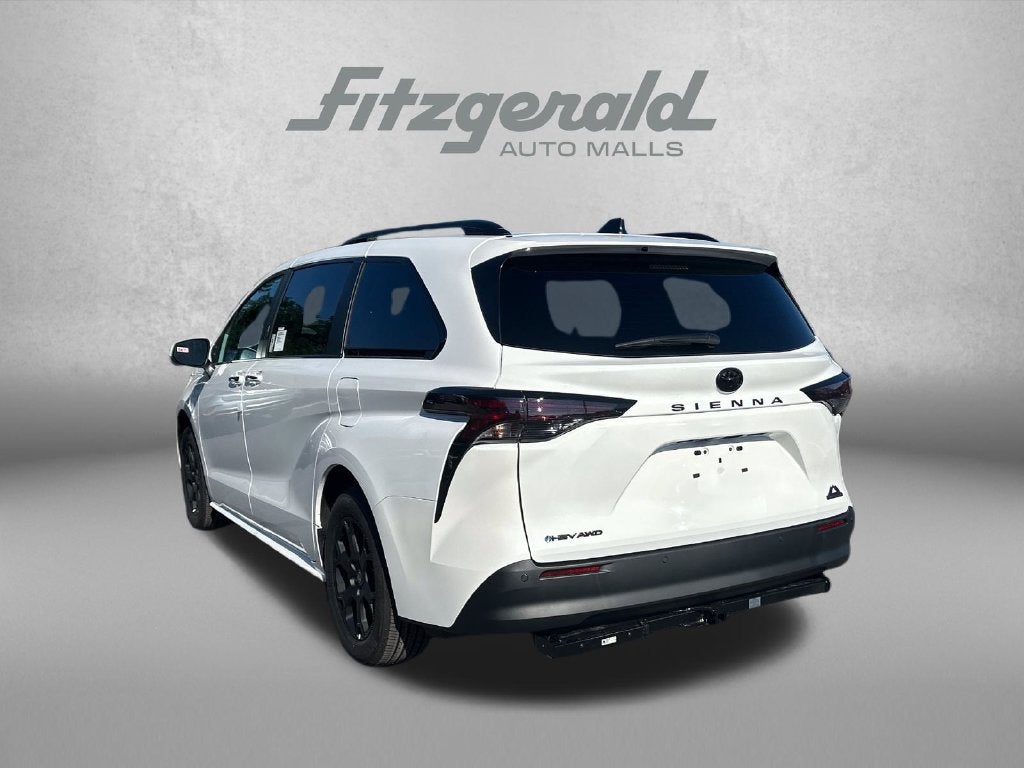 2026 Toyota Sienna Woodland Edition