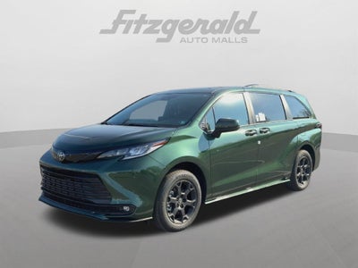 2026 Toyota Sienna Woodland Edition 7 Passenger