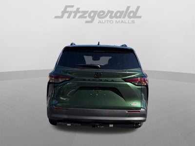 2026 Toyota Sienna Woodland Edition 7 Passenger