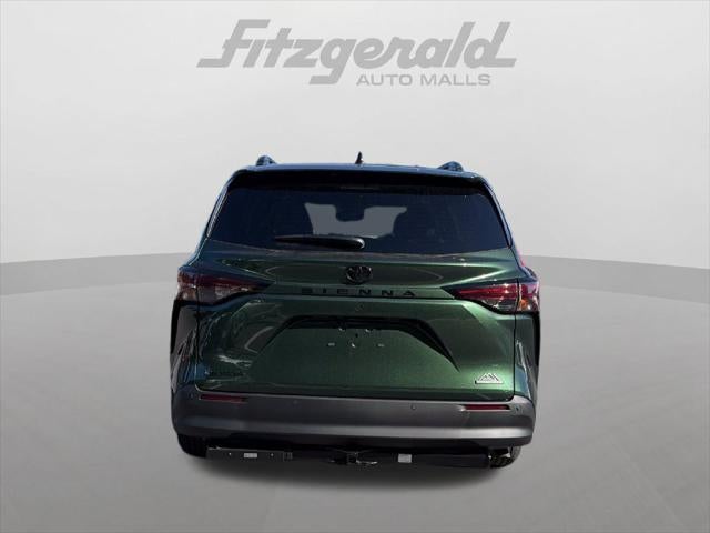 2026 Toyota Sienna Woodland Edition 7 Passenger