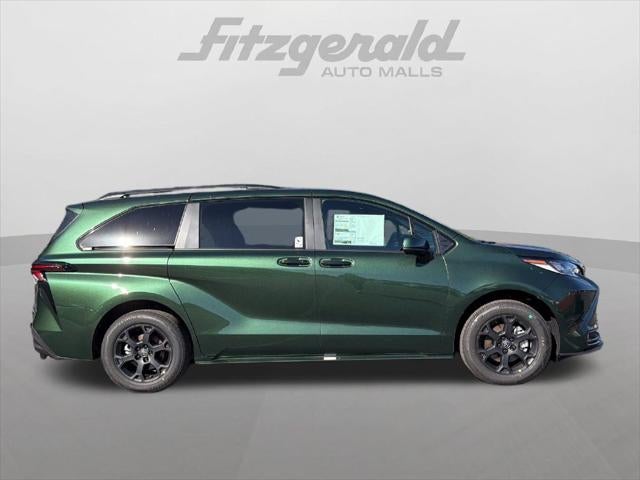 2026 Toyota Sienna Woodland Edition 7 Passenger