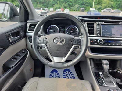 2019 Toyota Highlander Limited Platinum