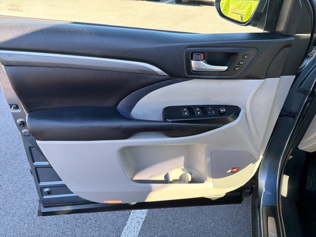2017 Toyota Highlander Limited Platinum