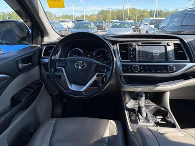 2019 Toyota Highlander Limited Platinum