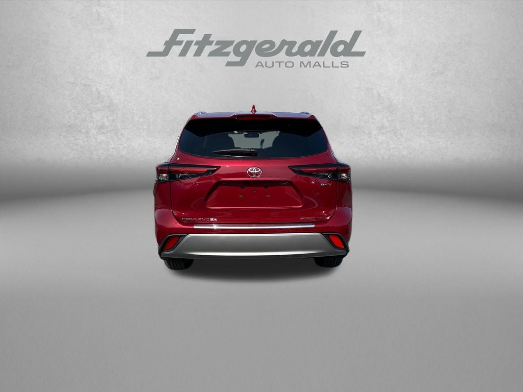 2026 Toyota Highlander Hybrid Hybrid Platinum