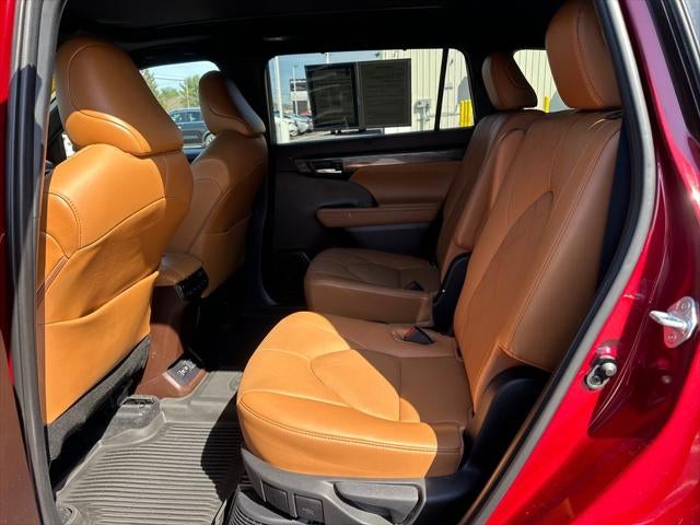 2021 Toyota HIGHLANDER HYBRD Platinum