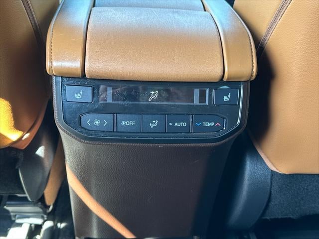 2021 Toyota HIGHLANDER HYBRD Platinum