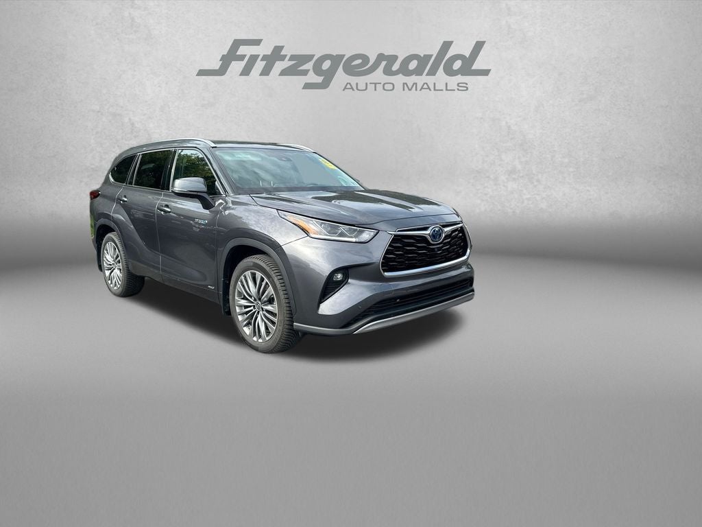 2021 Toyota Highlander Hybrid Platinum