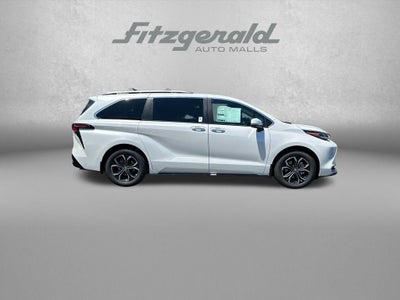 2026 Toyota Sienna Platinum 7 Passenger