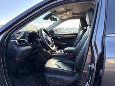 2024 Toyota Highlander Platinum