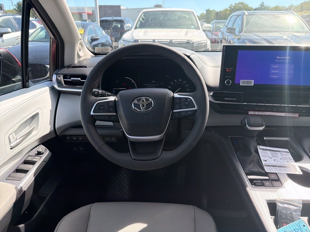 2026 Toyota Sienna XLE