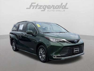 2023 Toyota Sienna XLE 7 Passenger