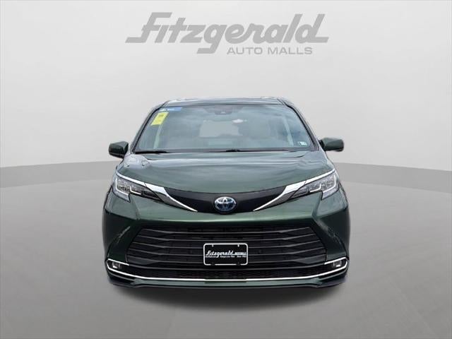 2023 Toyota Sienna XLE 7 Passenger