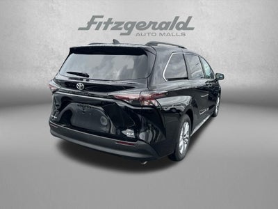 2026 Toyota Sienna XLE