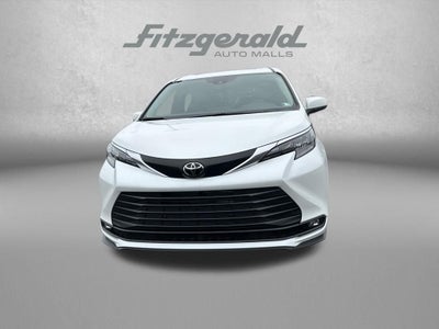 2026 Toyota Sienna XLE