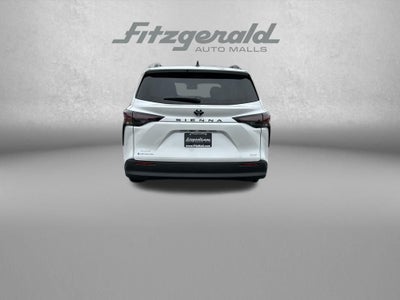 2026 Toyota Sienna XLE