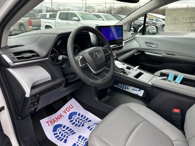 2026 Toyota Sienna XLE