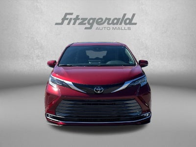 2026 Toyota Sienna Limited
