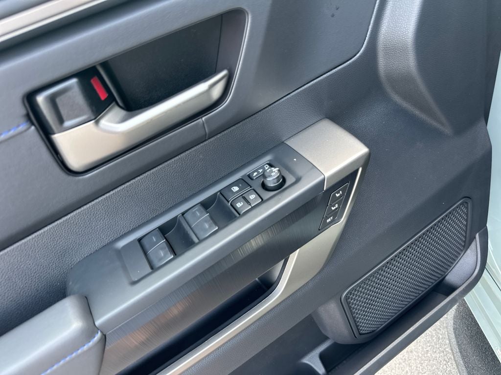 2026 Toyota Tundra i-FORCE MAX Platinum i-FORCE MAX