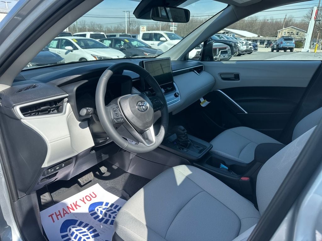 2026 Toyota Corolla Cross LE