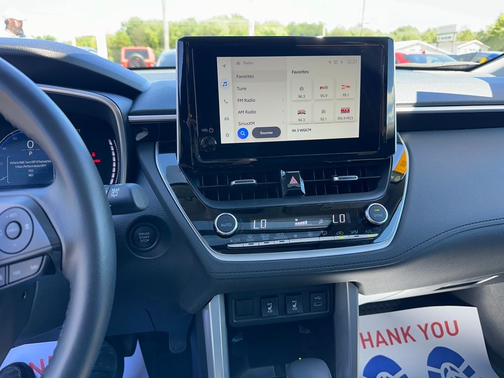 2025 Toyota Corolla Cross XLE