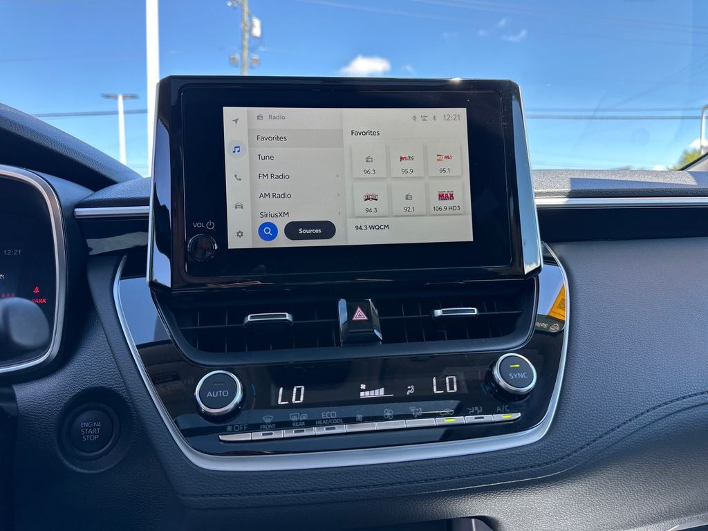 2025 Toyota Corolla Cross XLE