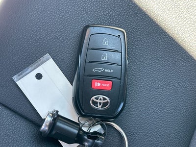 2025 Toyota Corolla Cross XLE