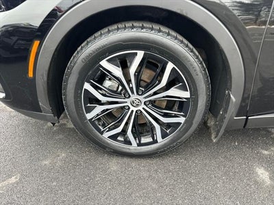 2024 Toyota CROWN XLE