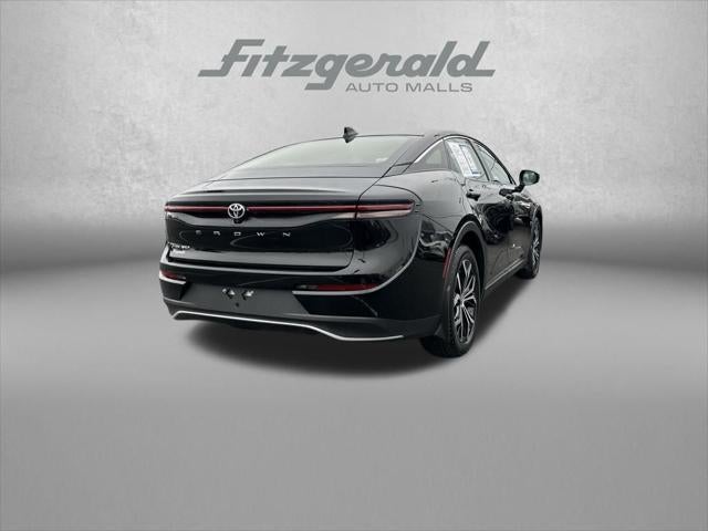 2024 Toyota CROWN XLE