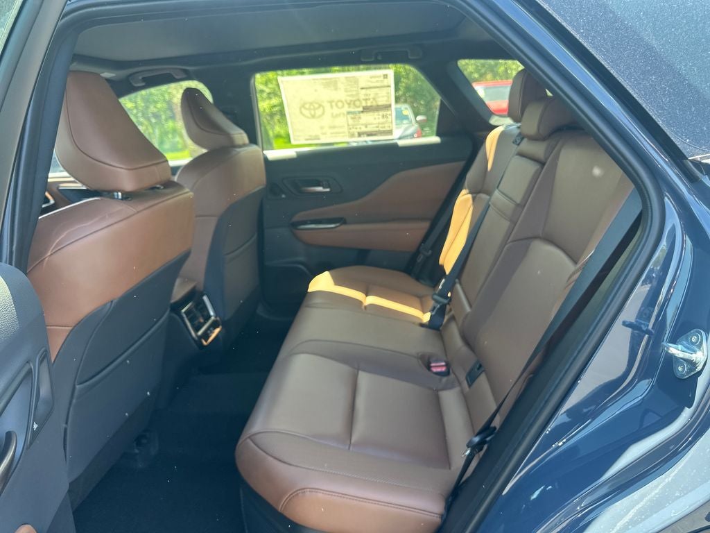 2026 Toyota Toyota Crown Signia Limited