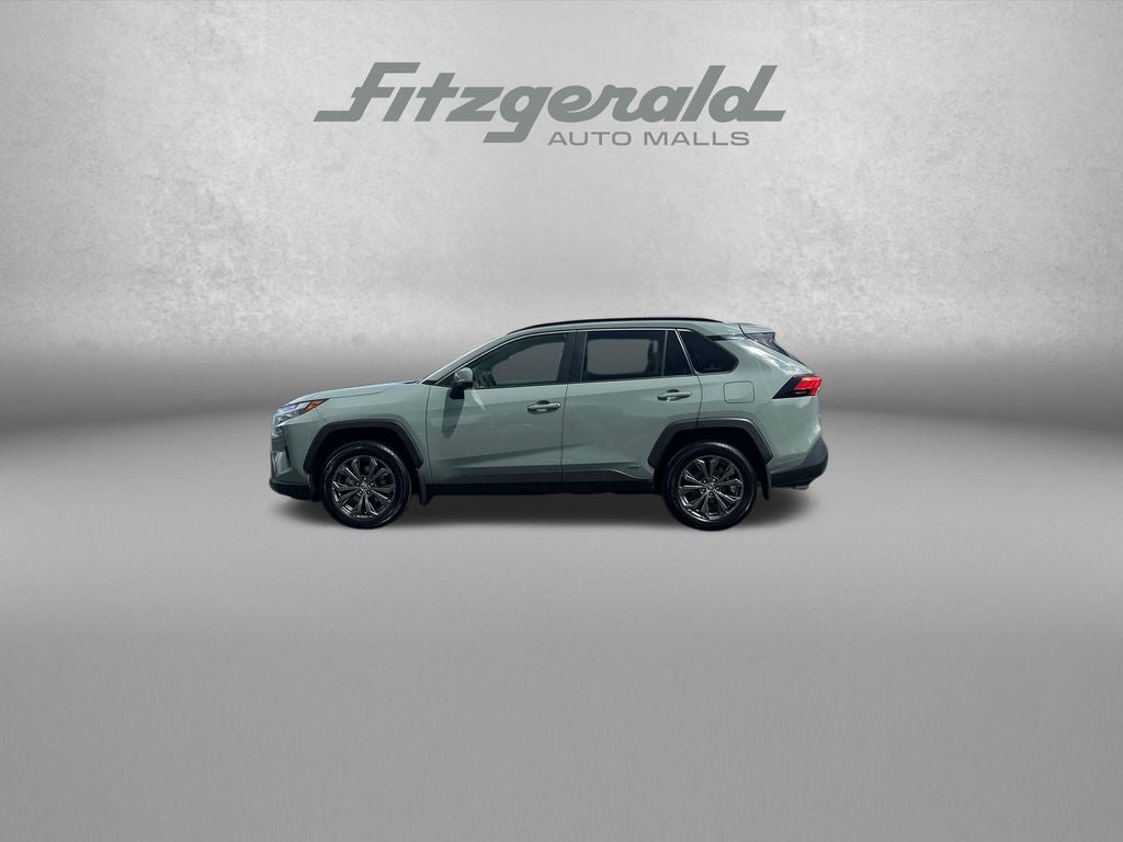 2022 Toyota RAV4 Hybrid XLE Premium