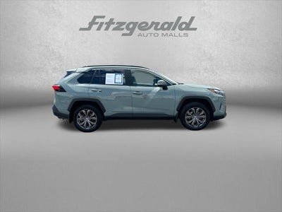 2022 Toyota RAV4 Hybrid XLE Premium