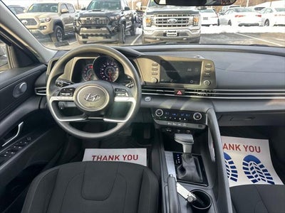 2023 Hyundai Elantra SEL