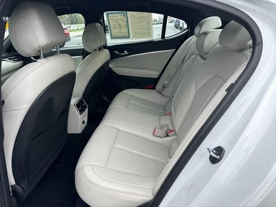 2025 Genesis G70 2.5T