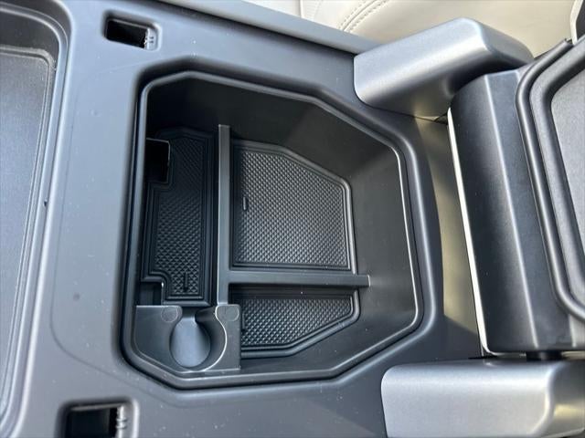 2024 Land Rover Defender S