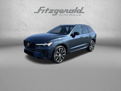 2024 Volvo XC60 B5 Plus Dark Theme