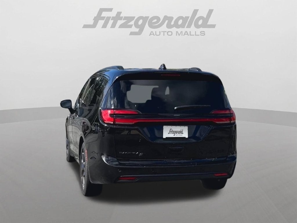 2025 Chrysler Pacifica Limited