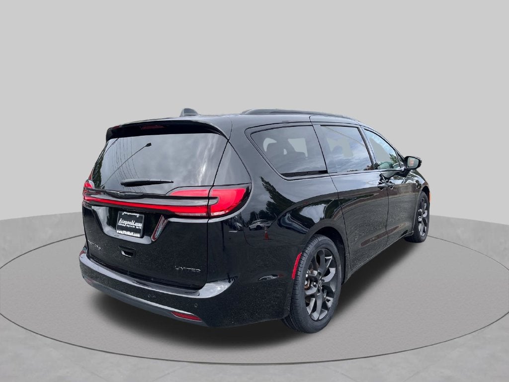 2025 Chrysler Pacifica Limited