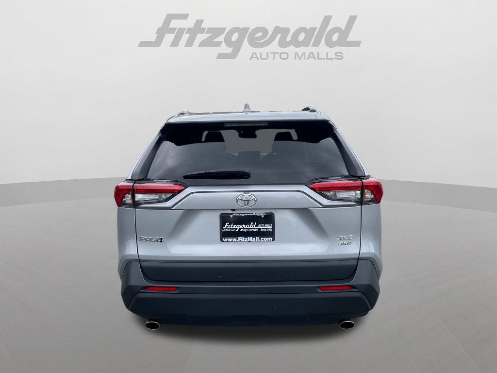 2025 Toyota RAV4 XLE