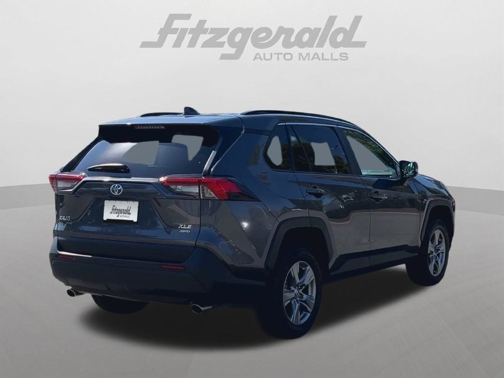 2025 Toyota RAV4 XLE