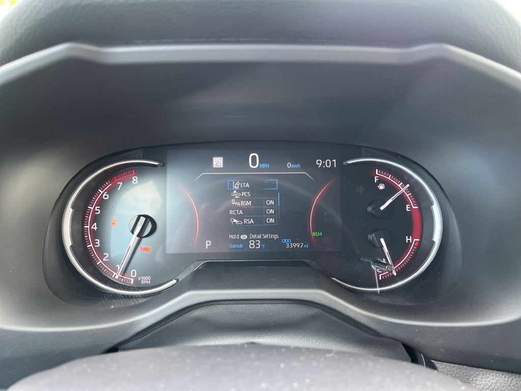 2025 Toyota RAV4 XLE