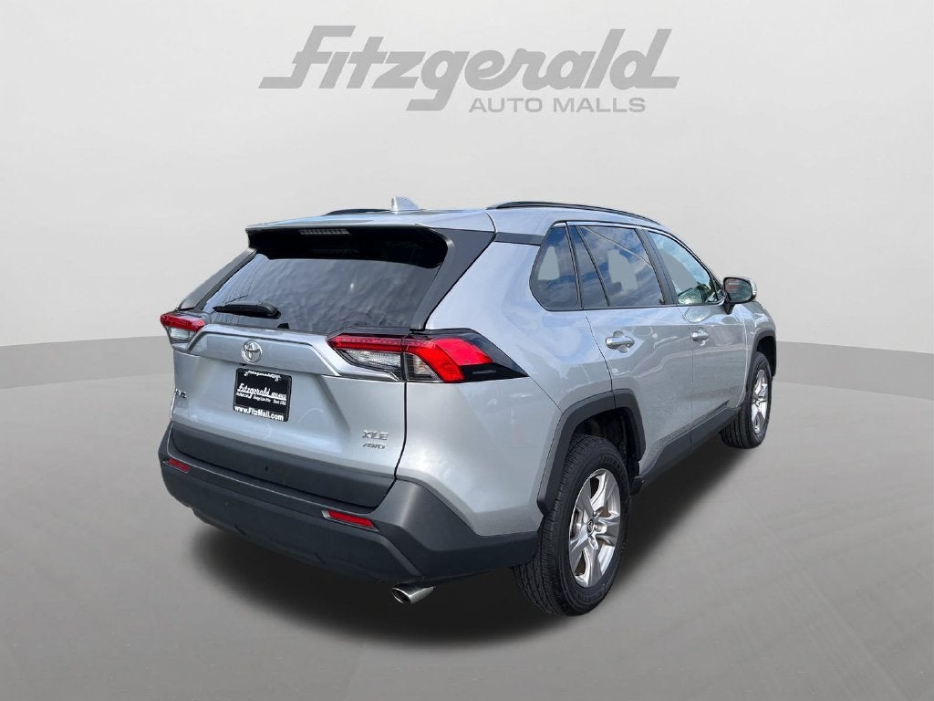 2025 Toyota RAV4 XLE