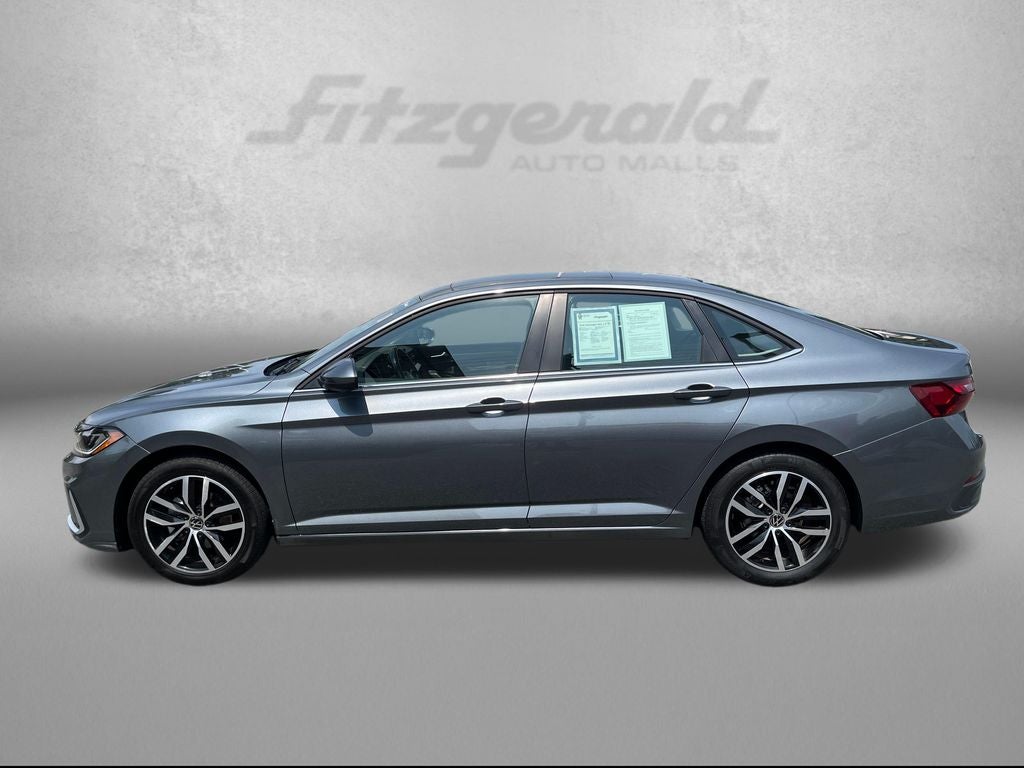 2025 Volkswagen Jetta 1.5T SE